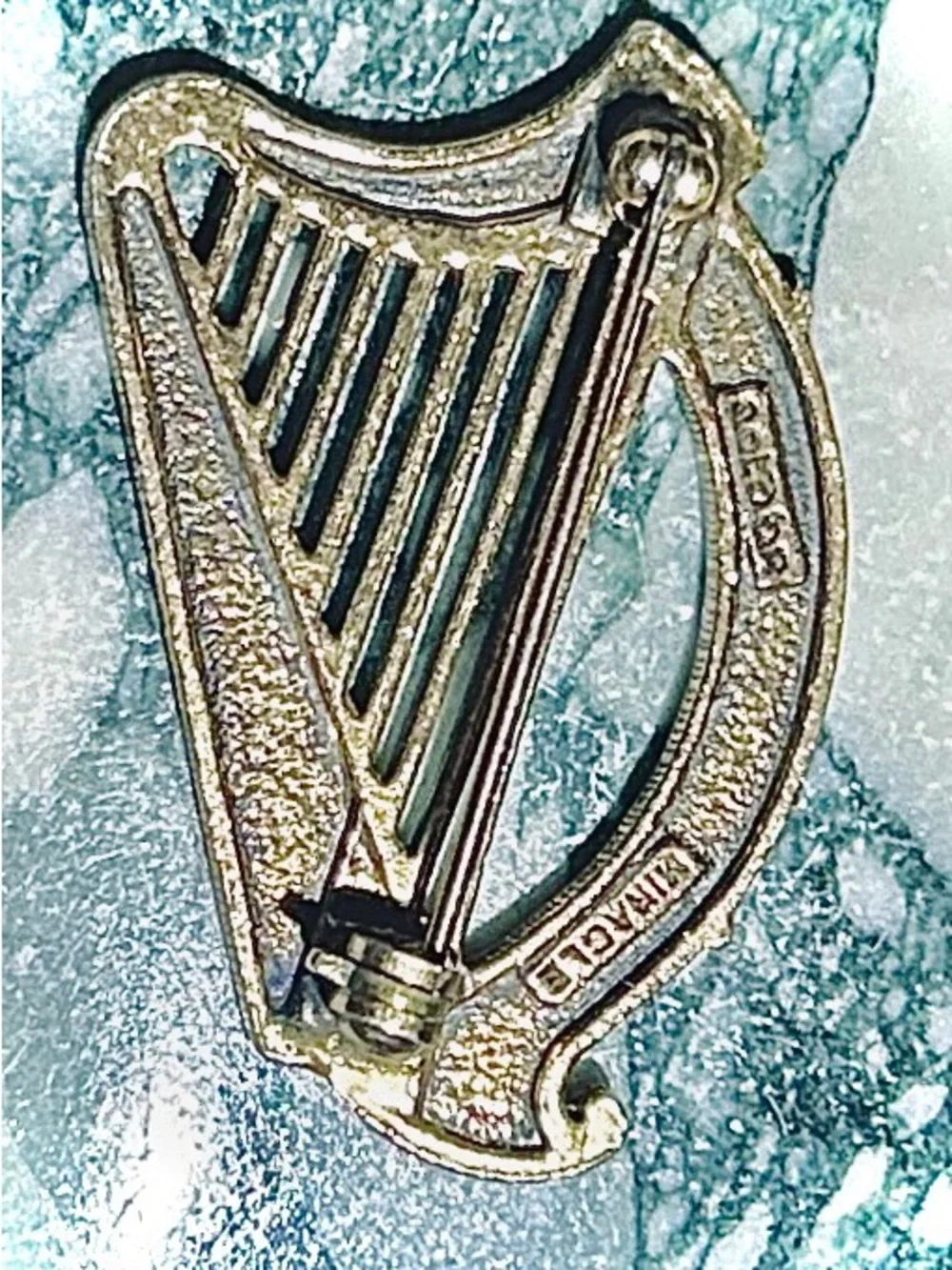 Musical 🪉 Harp Brooch Pin Celtic Green/Red/Blue/Yellow/Brown ‘Miracle’ Lo’